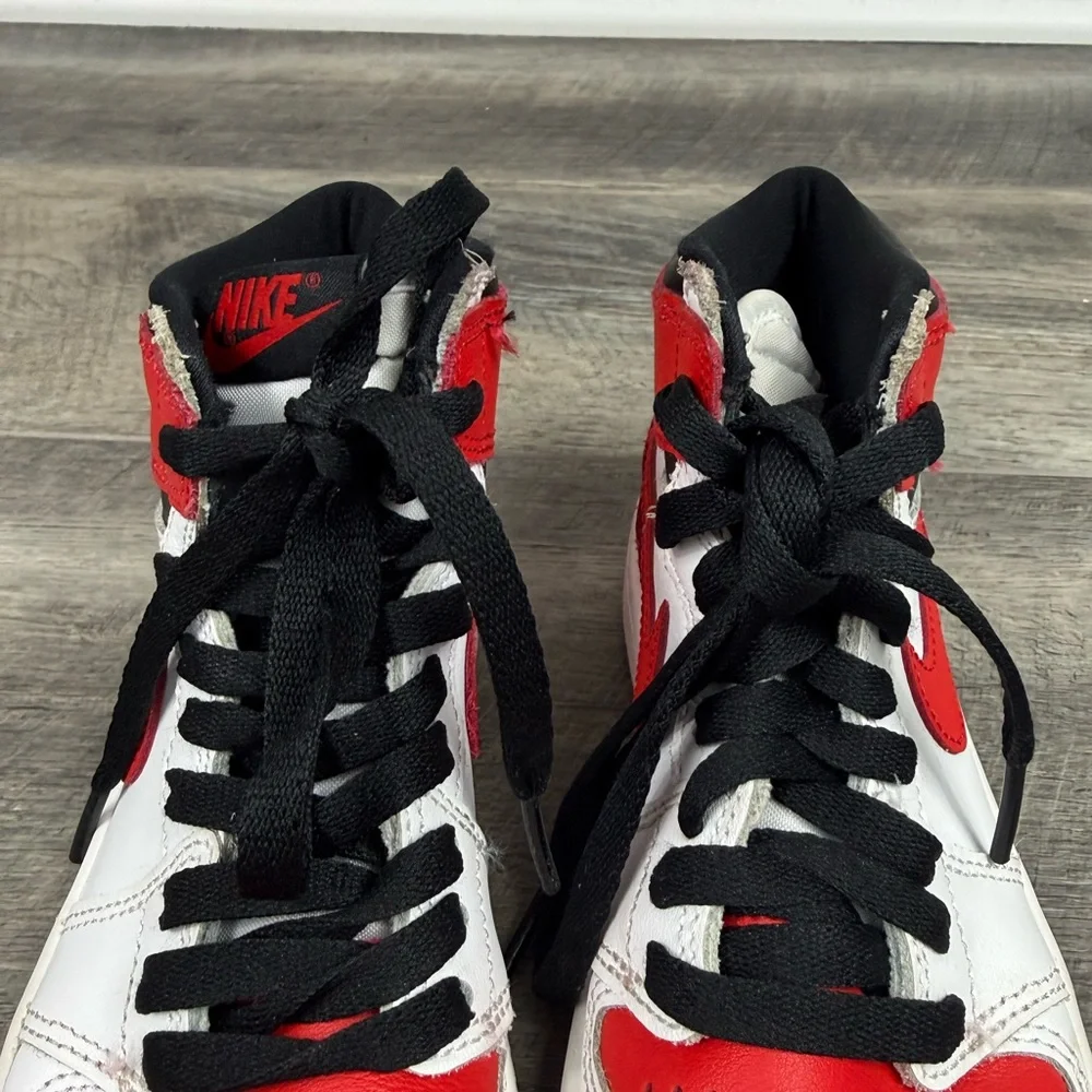 Nike‎ Jordan 1 Retro Heritage Sneakers